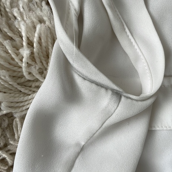 Mossimo White sleeveless blouse size small - Picture 5 of 6